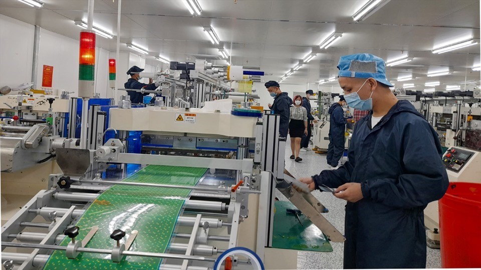 Kinh tế khởi sắc, tăng trưởng GDP 2022 dự báo trên 7%