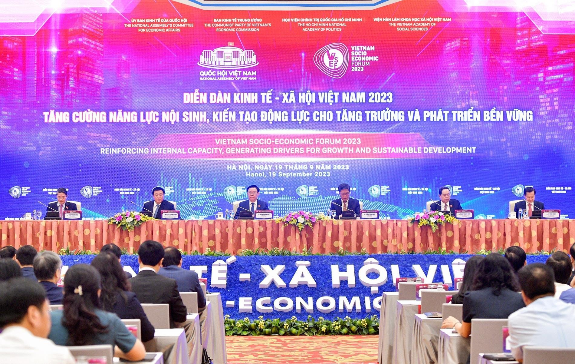 Diễn đàn Kinh tế - Xã hội Việt Nam 2023