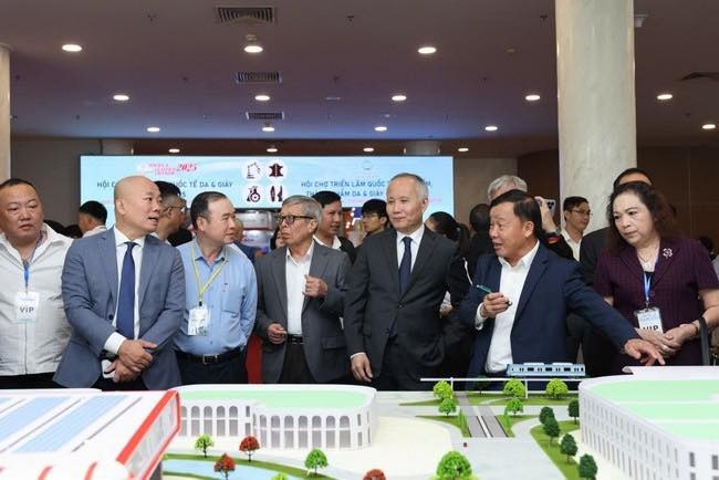 Phát triển Công nghiệp Phụ trợ, nâng cao năng lực cạnh tranh Ngành Công nghiệp thời trang Việt Nam