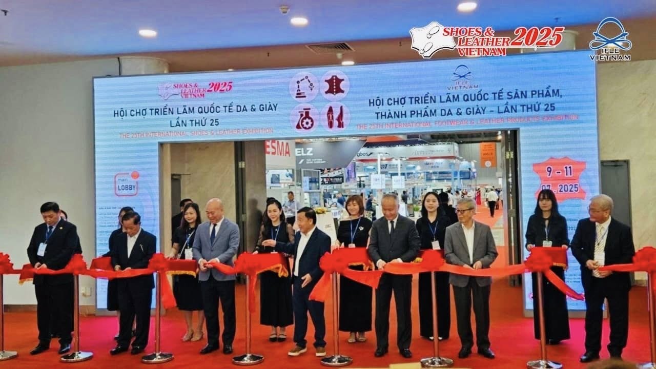 HỘI CHỢ QUỐC TẾ DA & GIÀY LẦN THỨ 25 - CHÍNH THỨC KHAI MẠC!