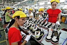 Nhập khẩu nguyên liệu dệt may, da giày 9 tháng tăng 27% đạt 3,64 tỷ USD