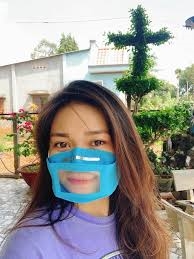 Khẩu trang ‘xuyên thấu’ chống Covid dành cho người khiếm thính